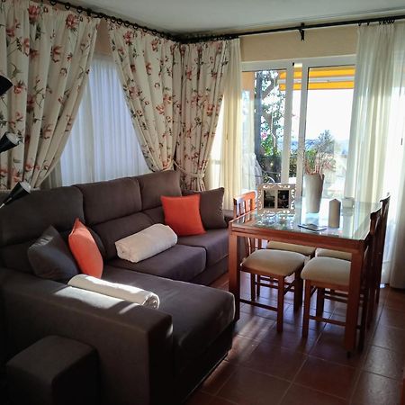 La Carihuela A 5 Minutos De La Playavistas Al Mar Daire Torremolinos Dış mekan fotoğraf